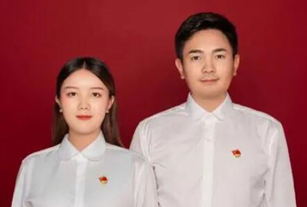 結婚證件照片穿什么衣服拍好看？