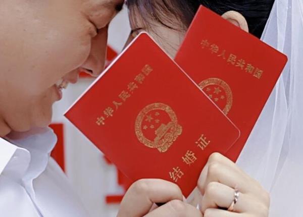 去民政局辦結(jié)婚證需要查看犯罪記錄嗎？